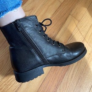 Steve Madden Leather Combat Boot Black 🖤